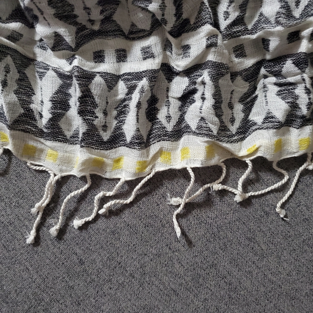 Scarf - Picture 3 of 3